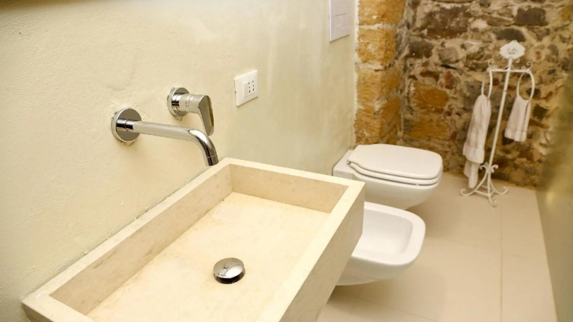 Studio Fuer 3 Personen Ca 30 Qm In Cefalu, Sizilien Nordkueste Von Sizilien Italy